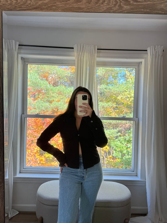 Ava Button Top